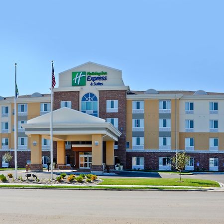 Holiday Inn Express & Suites - Williston By Ihg Buitenkant foto