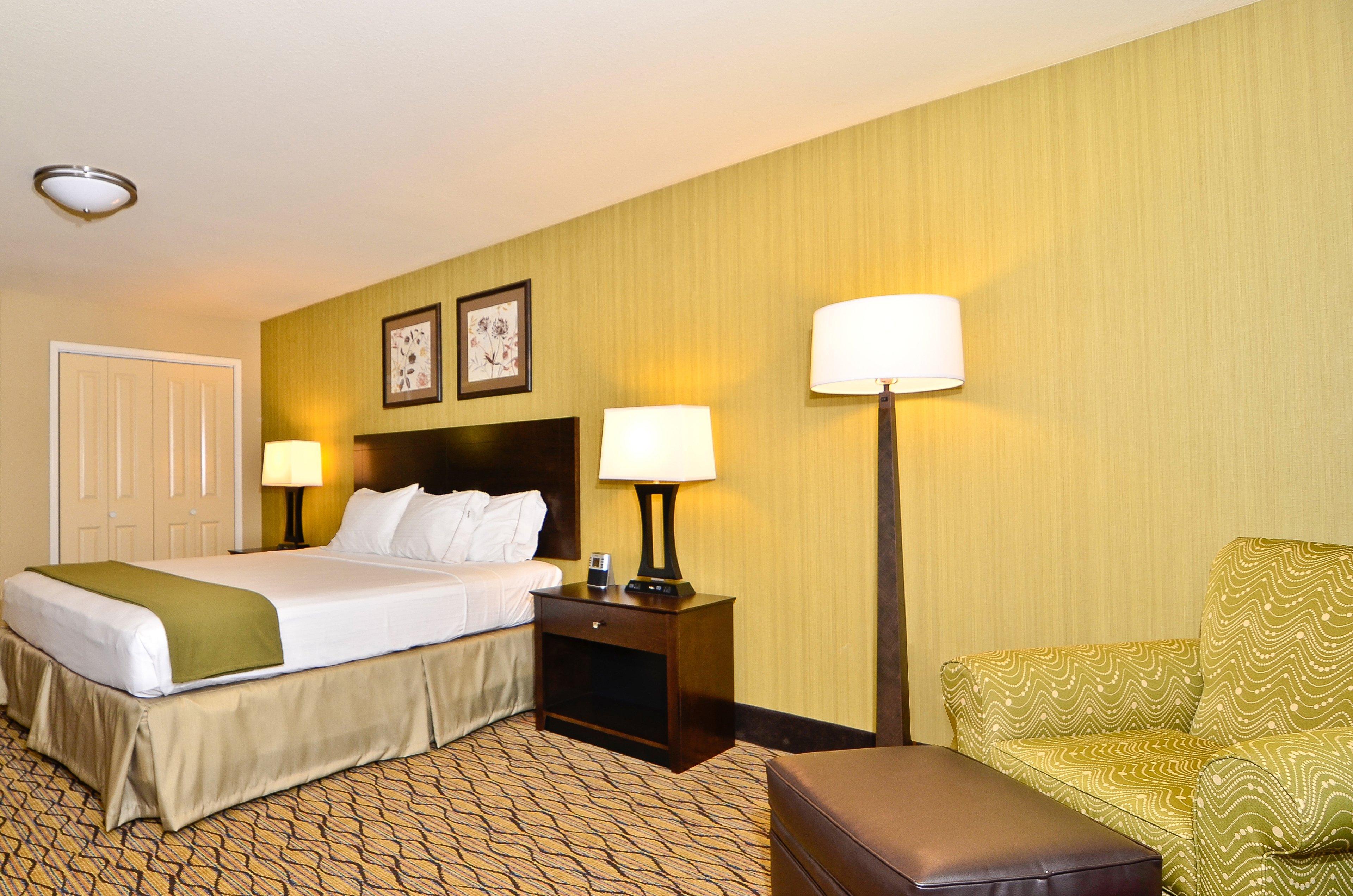 Holiday Inn Express & Suites - Williston By Ihg Buitenkant foto
