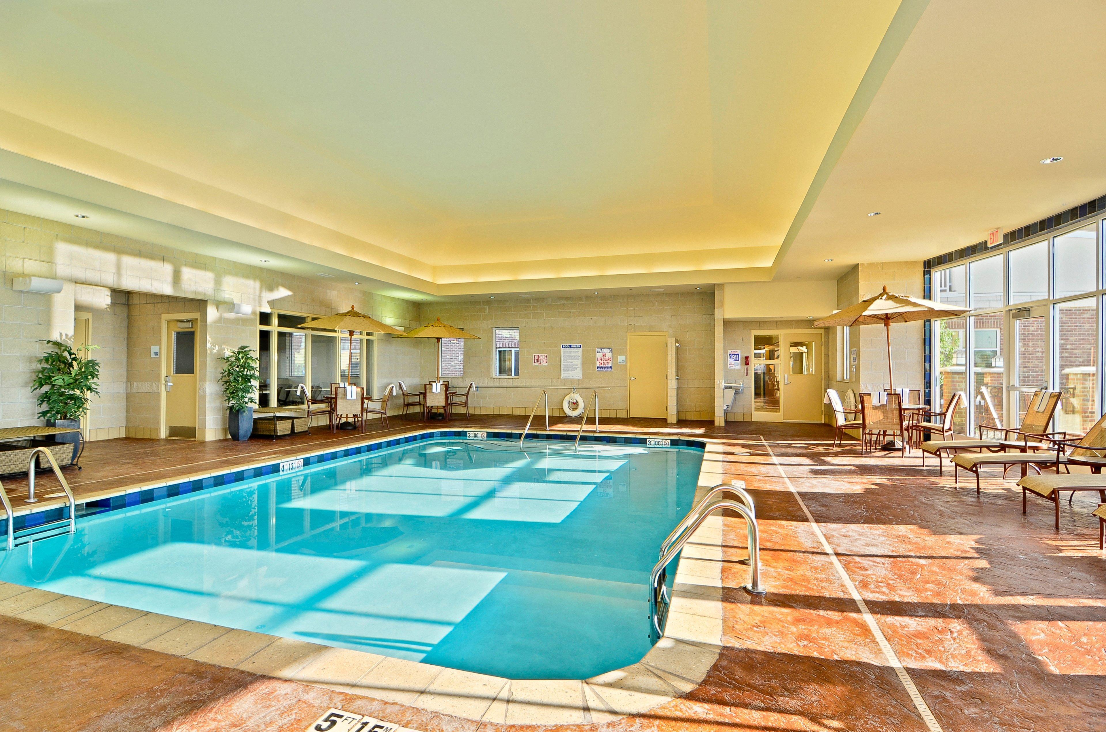 Holiday Inn Express & Suites - Williston By Ihg Buitenkant foto